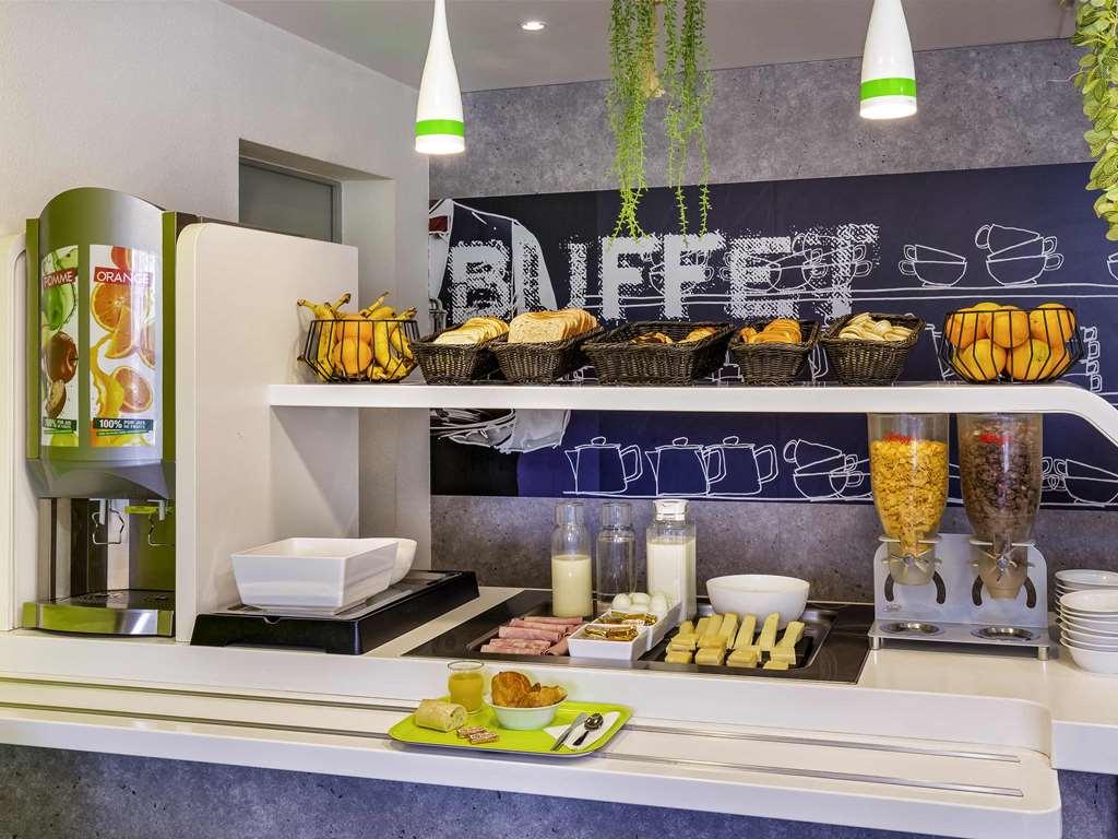 Ibis Budget Grenoble Sud Seyssins Restaurant photo