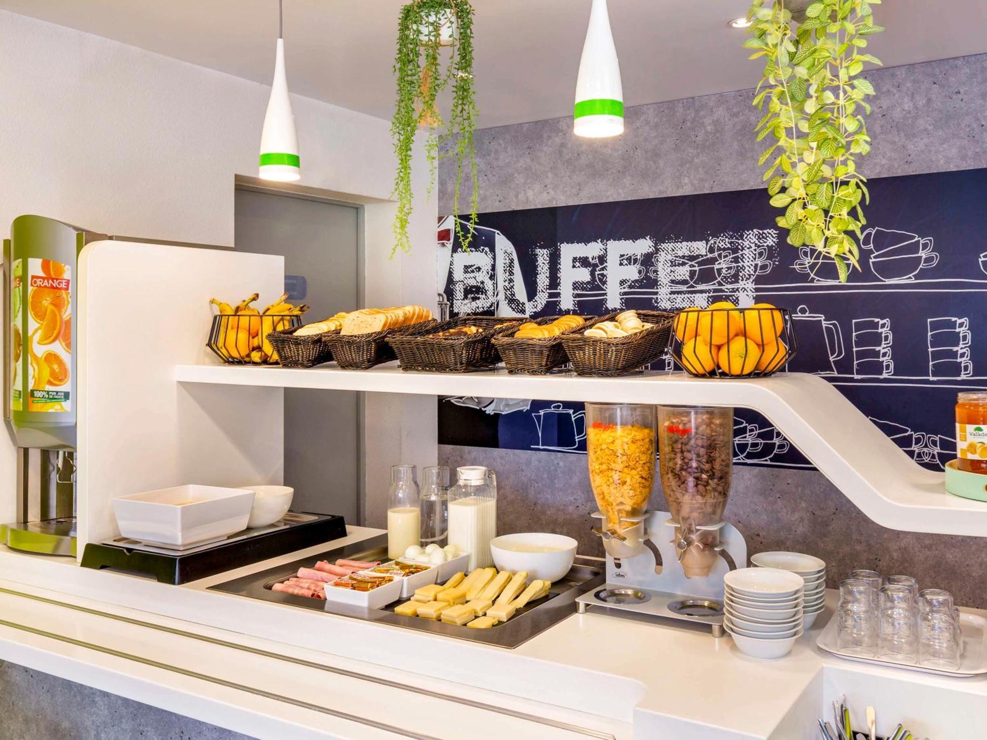 Ibis Budget Grenoble Sud Seyssins Exterior photo